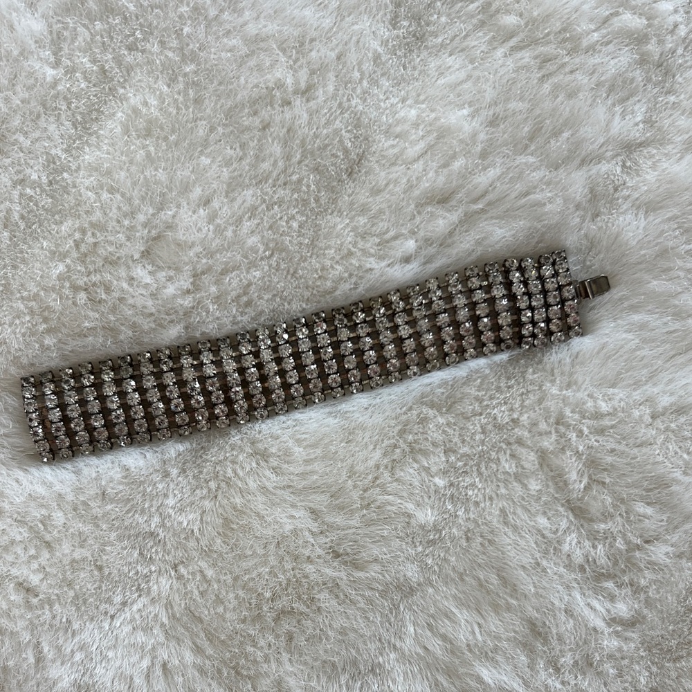Elegant  Rhinestone Bracelet